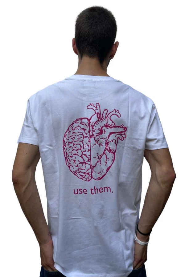 NEW CULT T Shirts - Heart and Brain T-shirt  - White