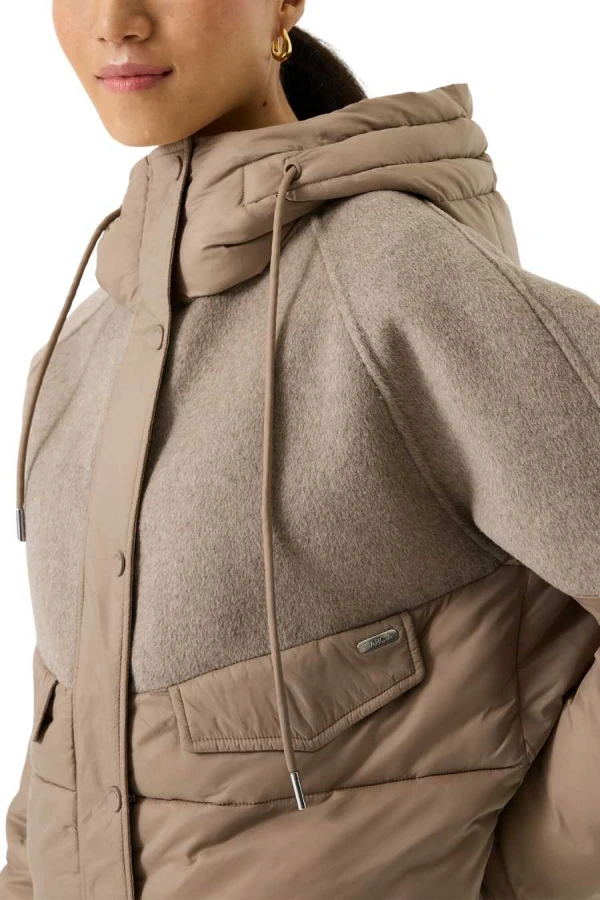 GARCIA GJ2600904 Ladies Outdoor Jacket - Beige