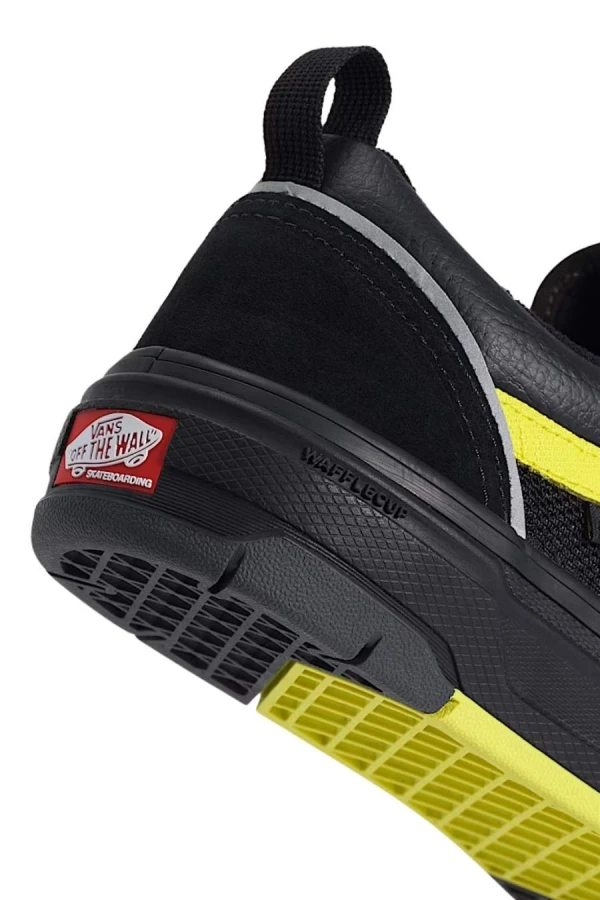 VANS Men's Skate Old Skool WaffleCup Sneakers - Black